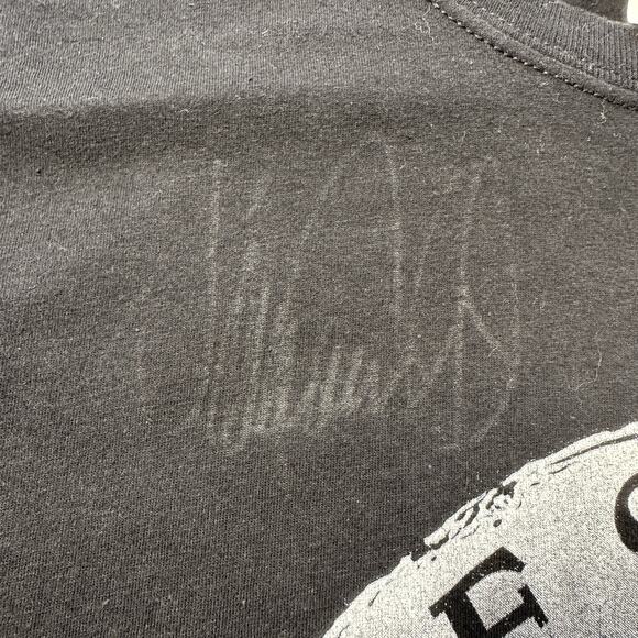 The Scream Band Tee Sz M Black Skull Flames Autographed John Corabi Motley Crue - Picture 3 of 6